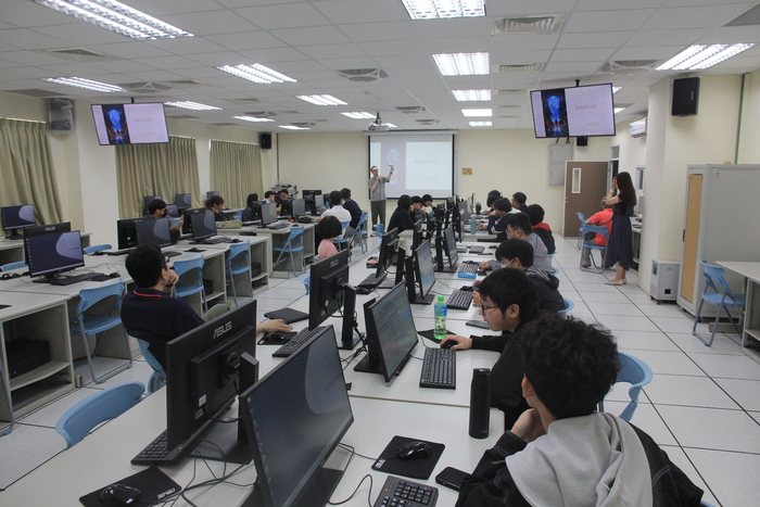 教學發展組- 114-2教師研習活動 - 淺談生成式 AI圖片